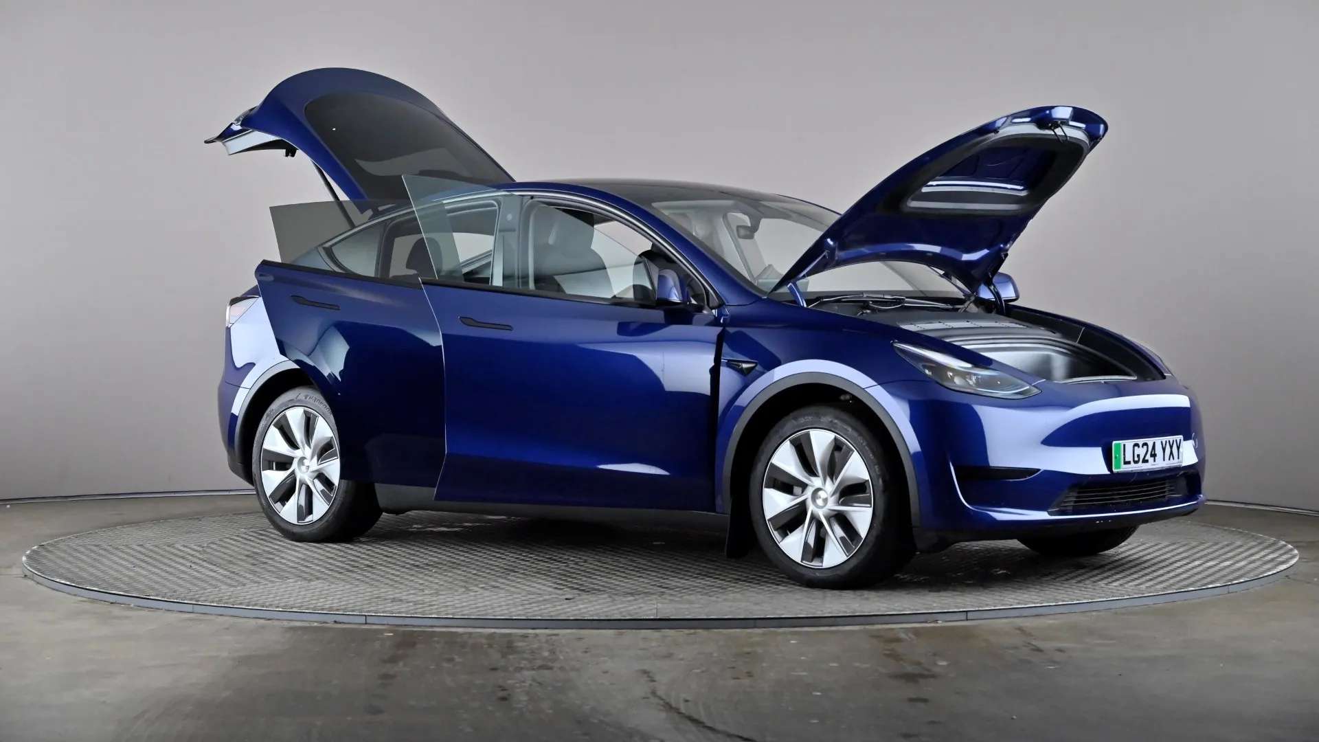 2024 TESLA MODEL Y 2024 TESLA MODEL Y