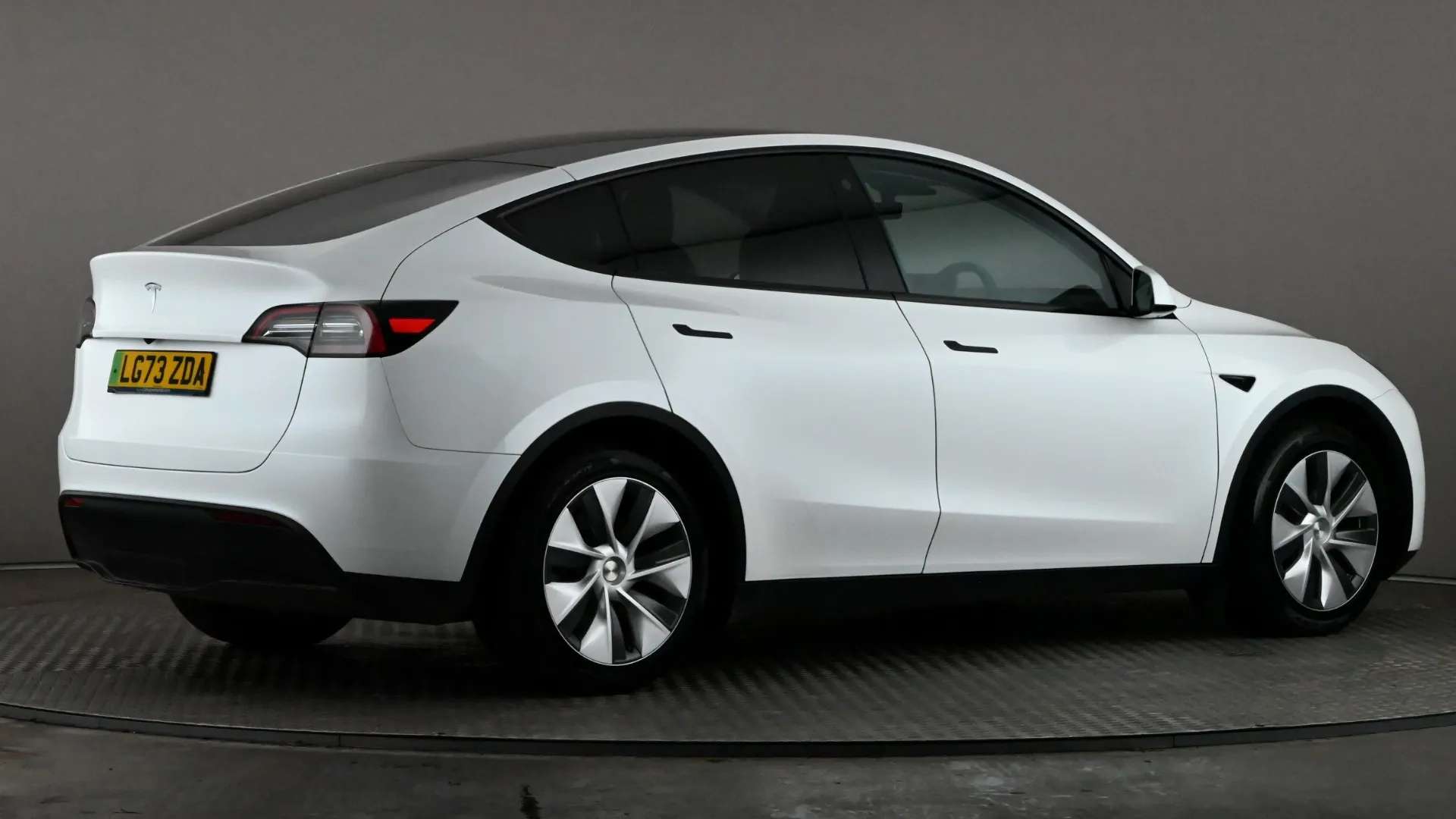 2023 TESLA MODEL Y 2023 TESLA MODEL Y