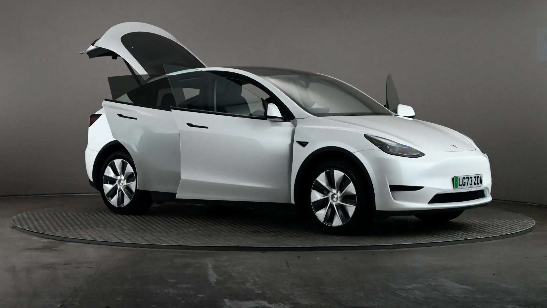 2023 TESLA MODEL Y 2023 TESLA MODEL Y
