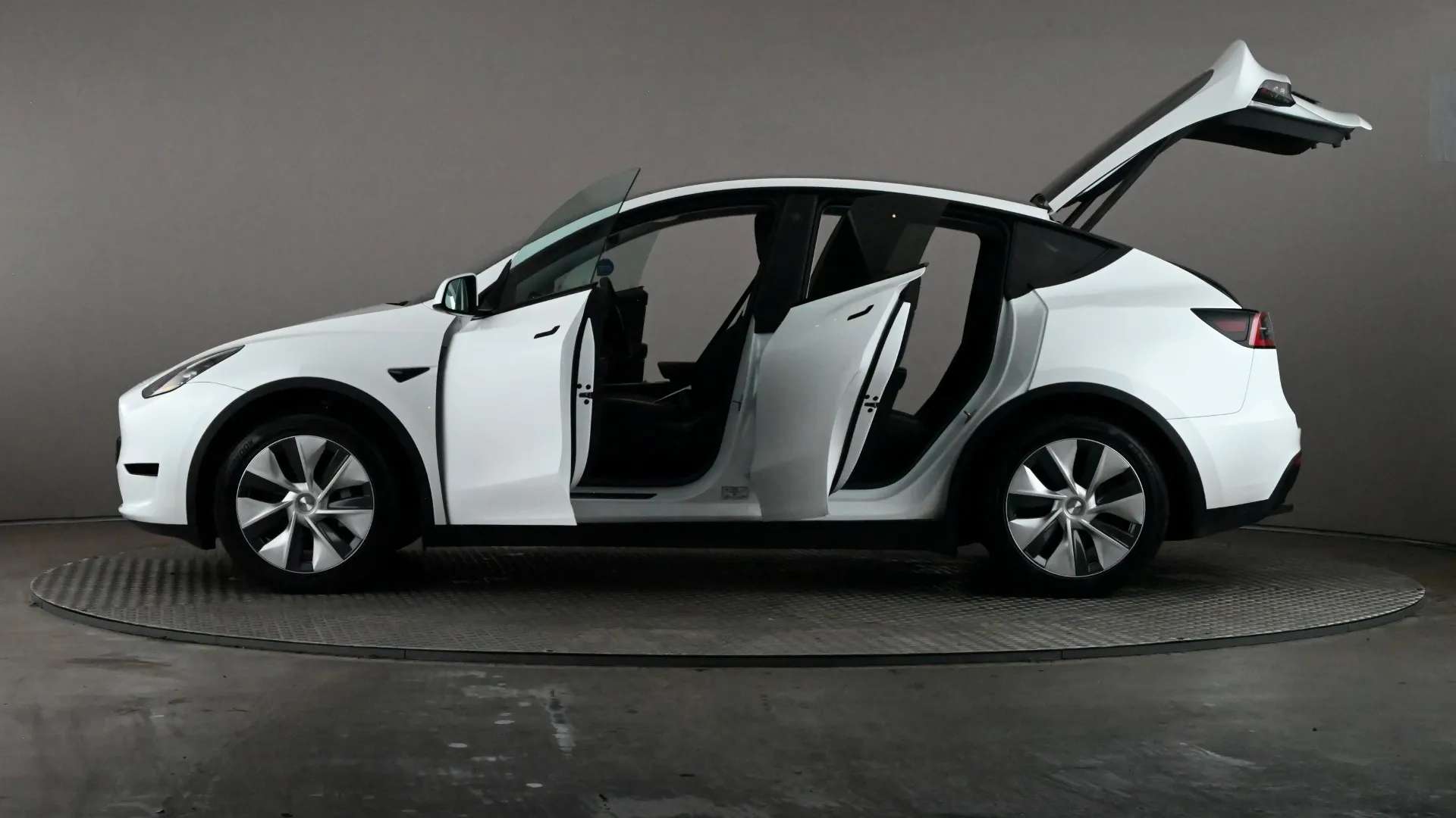 2023 TESLA MODEL Y 2023 TESLA MODEL Y