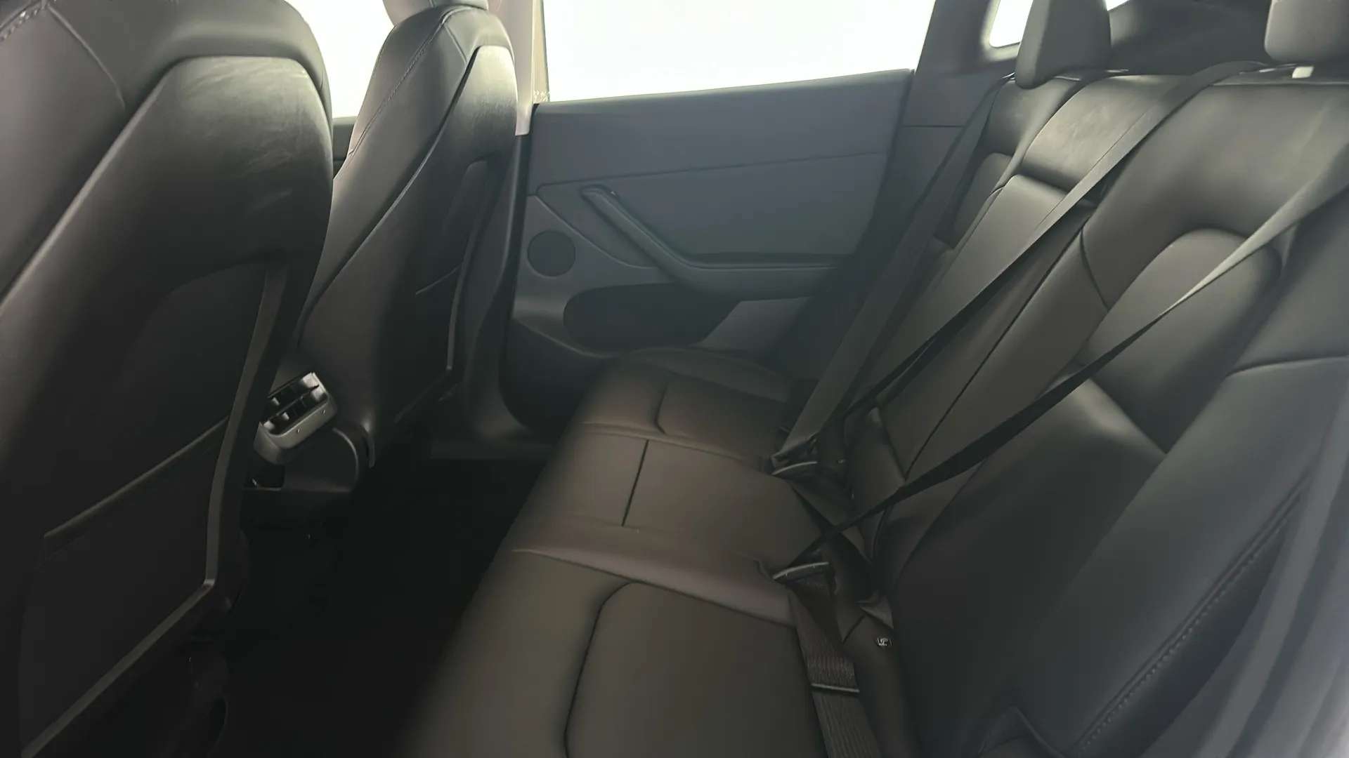 2023 TESLA MODEL Y 2023 TESLA MODEL Y