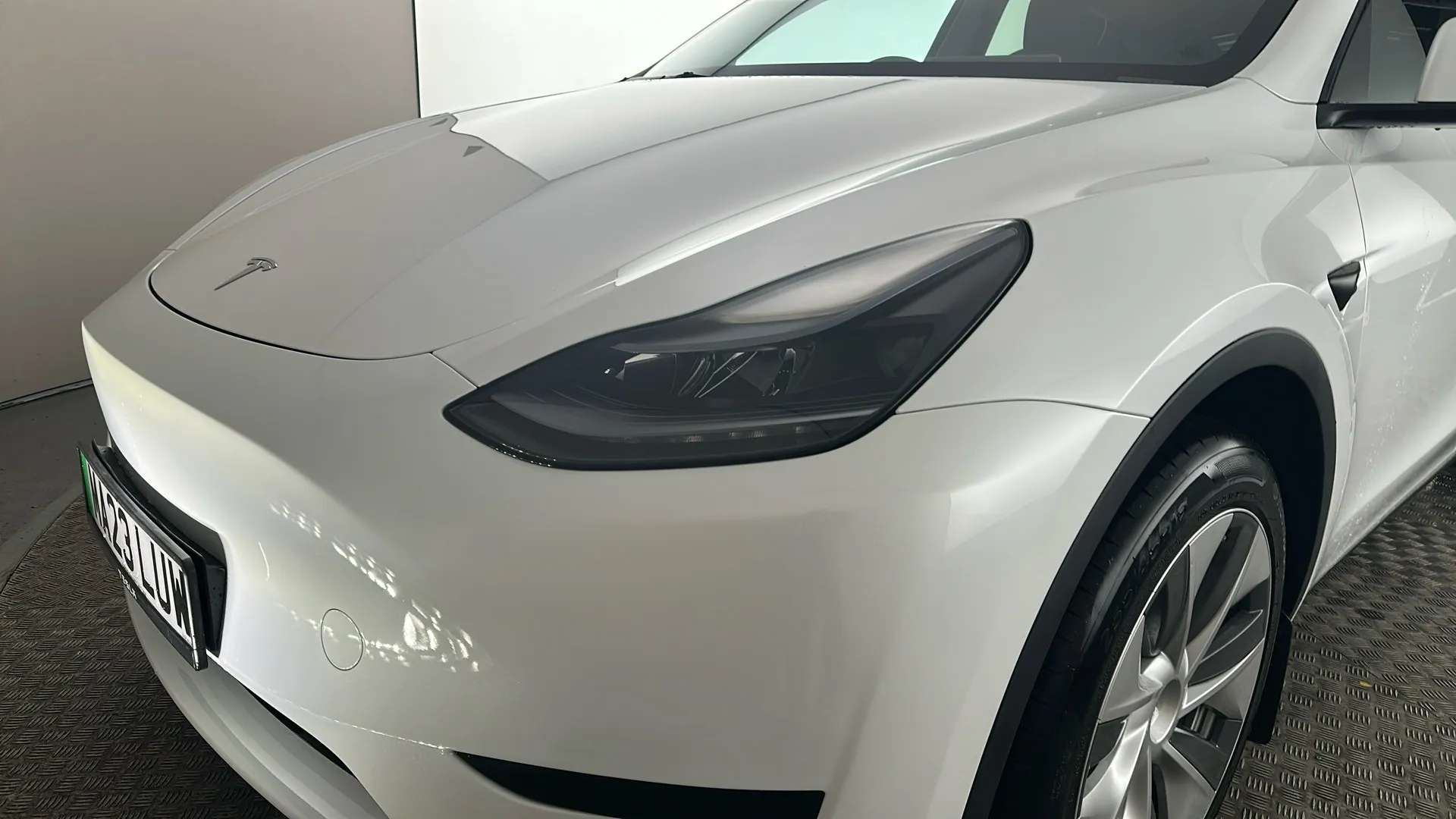 2023 TESLA MODEL Y 2023 TESLA MODEL Y