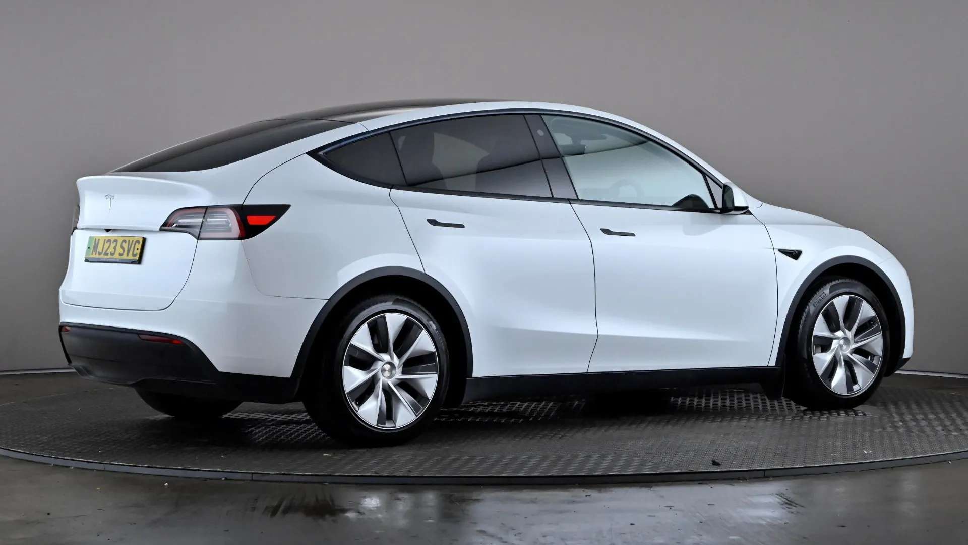 2023 TESLA MODEL Y 2023 TESLA MODEL Y