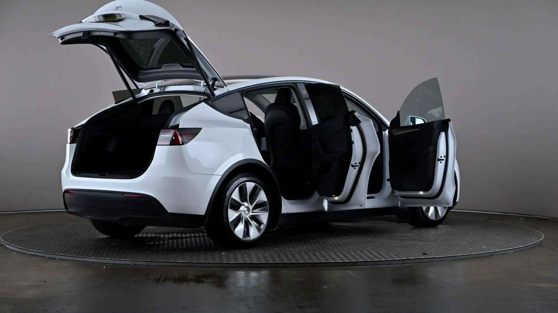 2023 TESLA MODEL Y 2023 TESLA MODEL Y