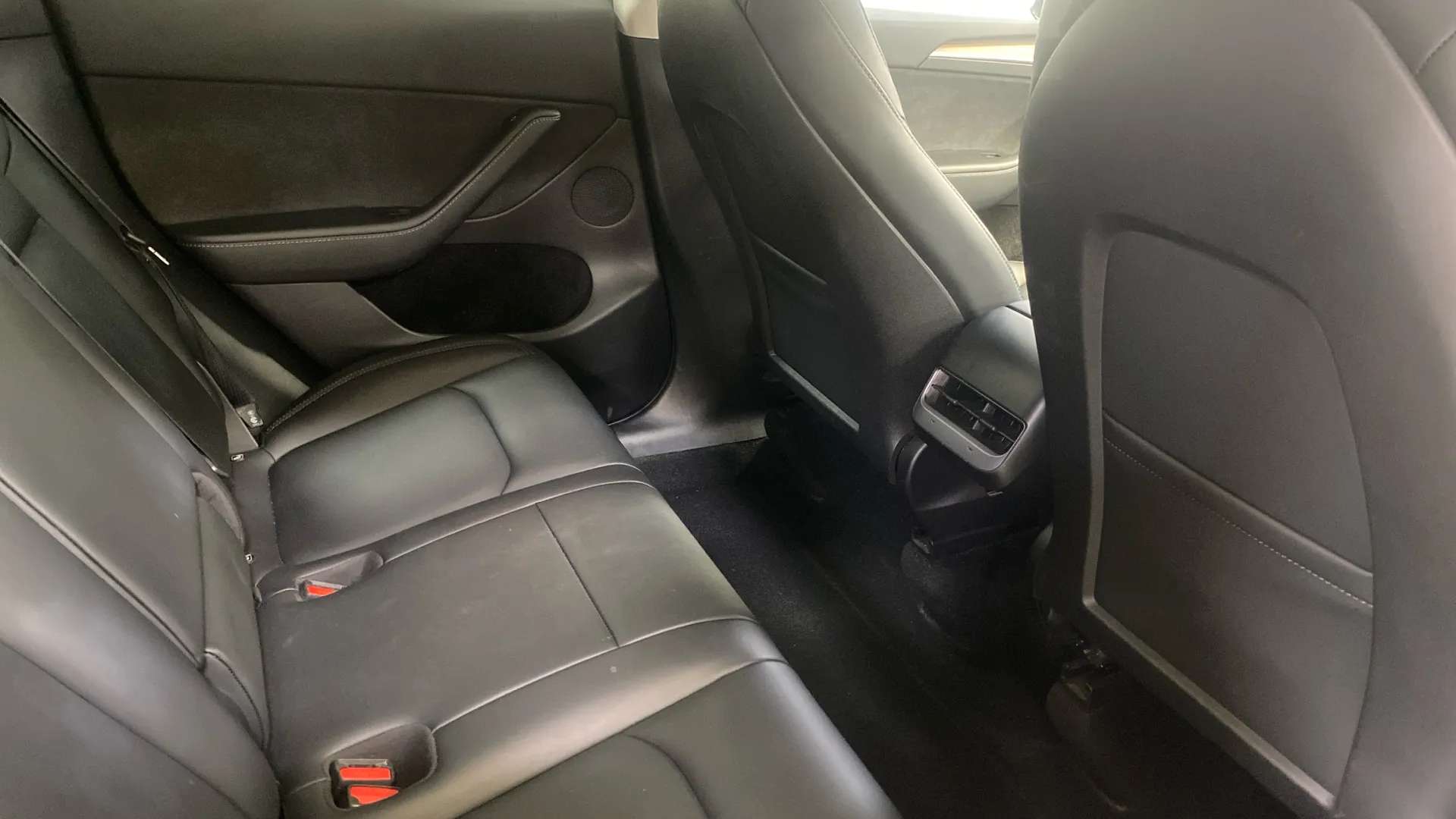 2023 TESLA MODEL Y 2023 TESLA MODEL Y
