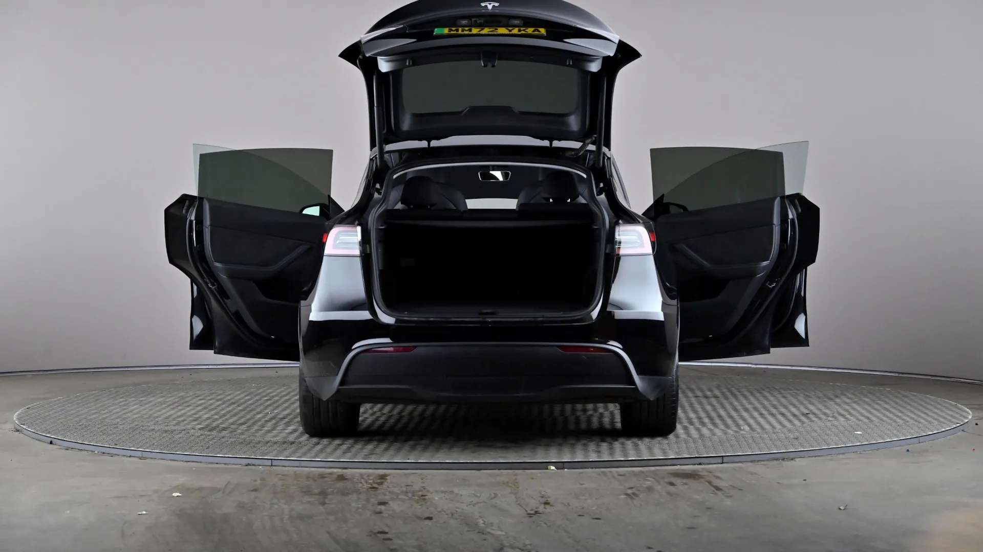 2023 TESLA MODEL Y 2023 TESLA MODEL Y