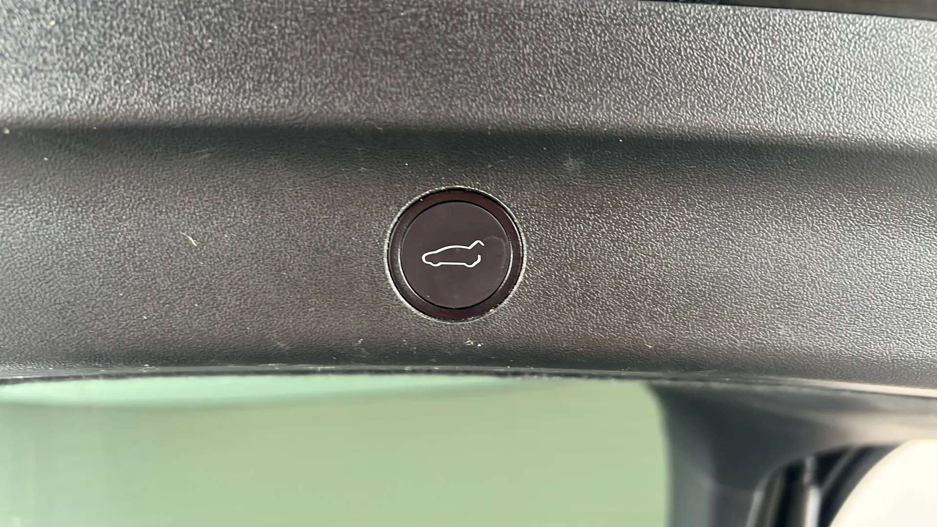 2023 TESLA MODEL Y 2023 TESLA MODEL Y