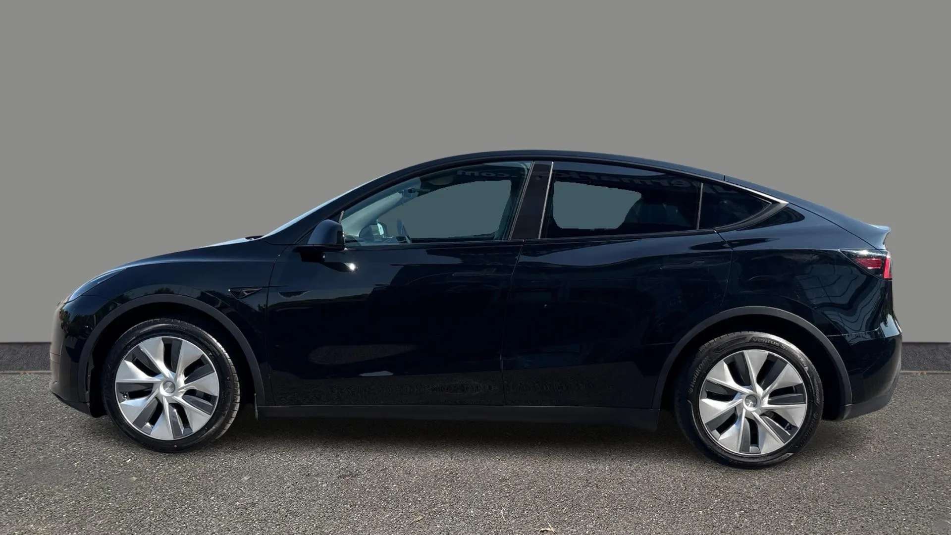A 2023 TESLA MODEL Y RWD Auto A 2023 TESLA MODEL Y RWD Auto