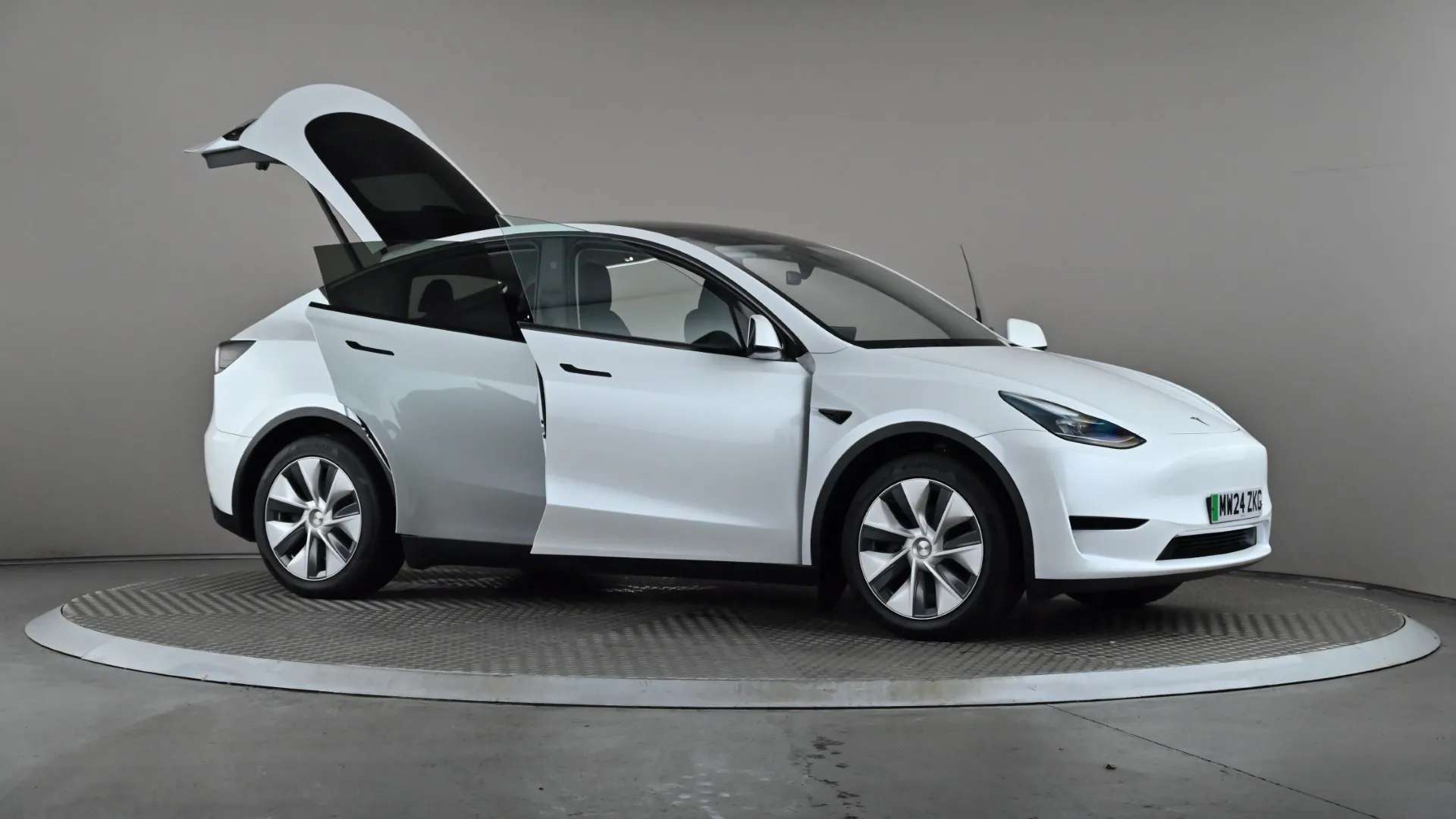 2024 TESLA MODEL Y 2024 TESLA MODEL Y