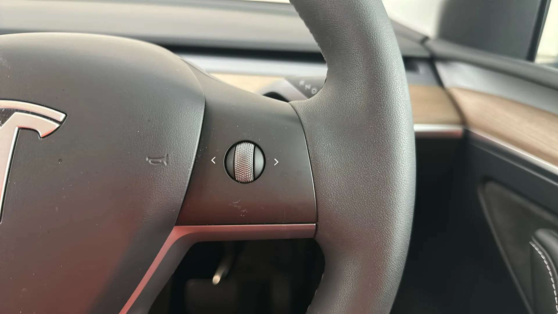 2024 TESLA MODEL Y 2024 TESLA MODEL Y