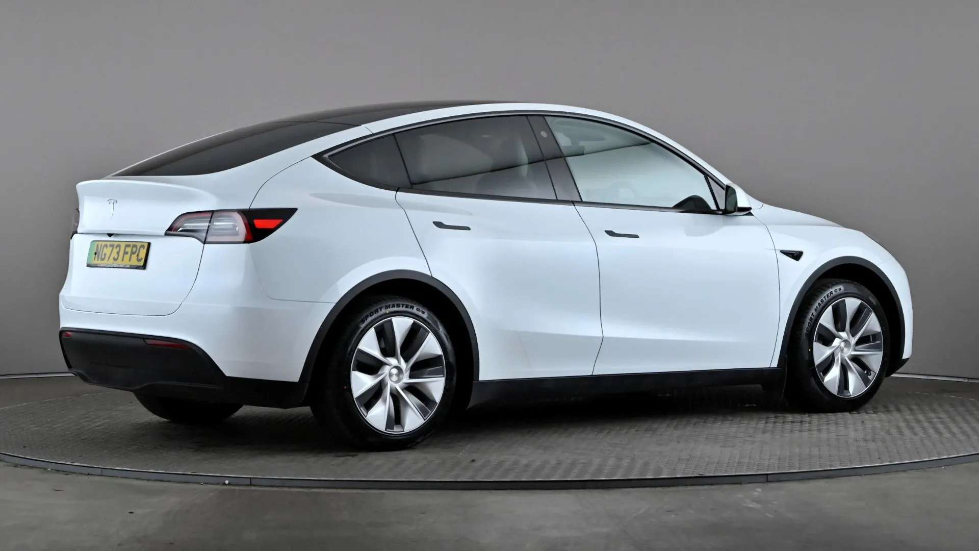 2024 TESLA MODEL Y 2024 TESLA MODEL Y