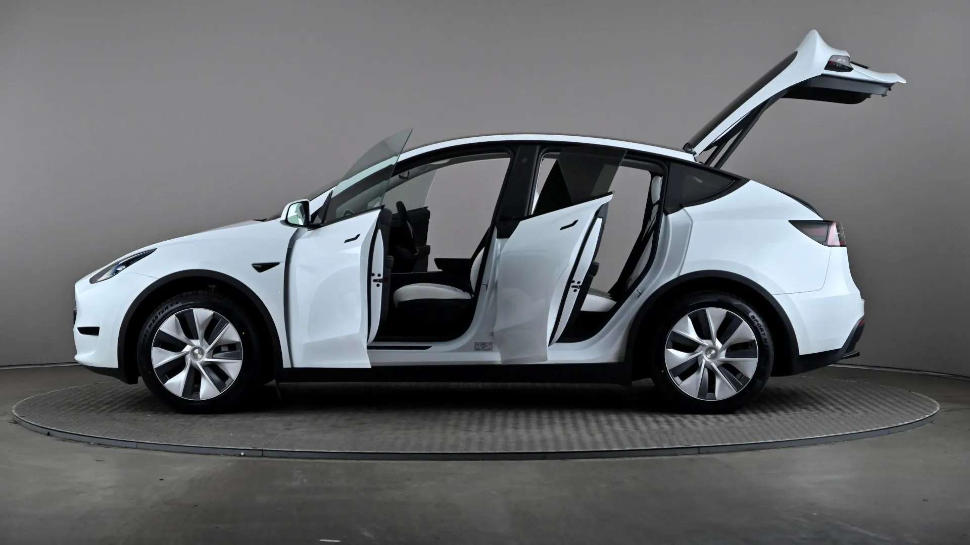 2024 TESLA MODEL Y 2024 TESLA MODEL Y