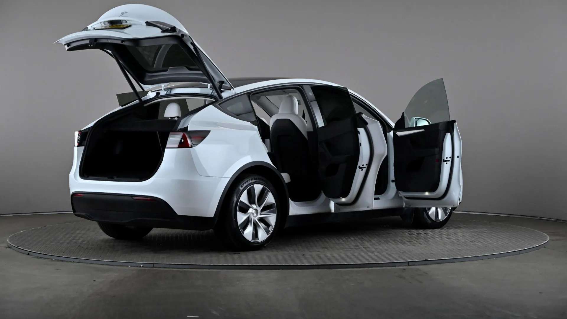 2024 TESLA MODEL Y 2024 TESLA MODEL Y