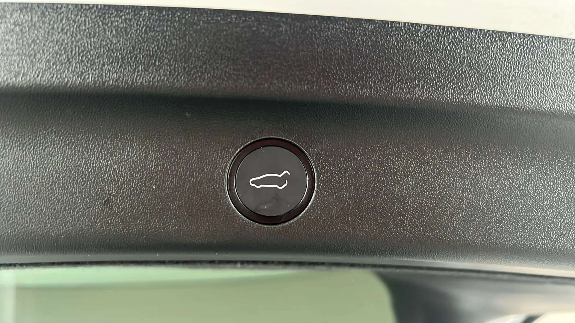 2024 TESLA MODEL Y 2024 TESLA MODEL Y