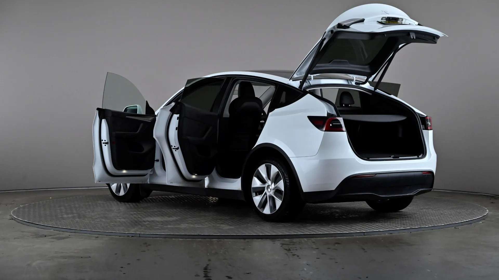 2023 TESLA MODEL Y 2023 TESLA MODEL Y