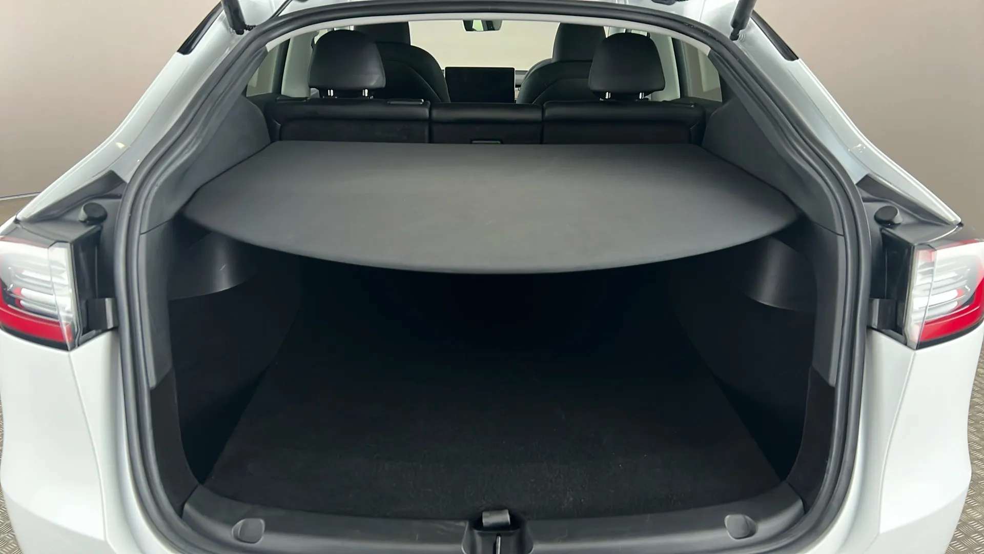 2023 TESLA MODEL Y 2023 TESLA MODEL Y