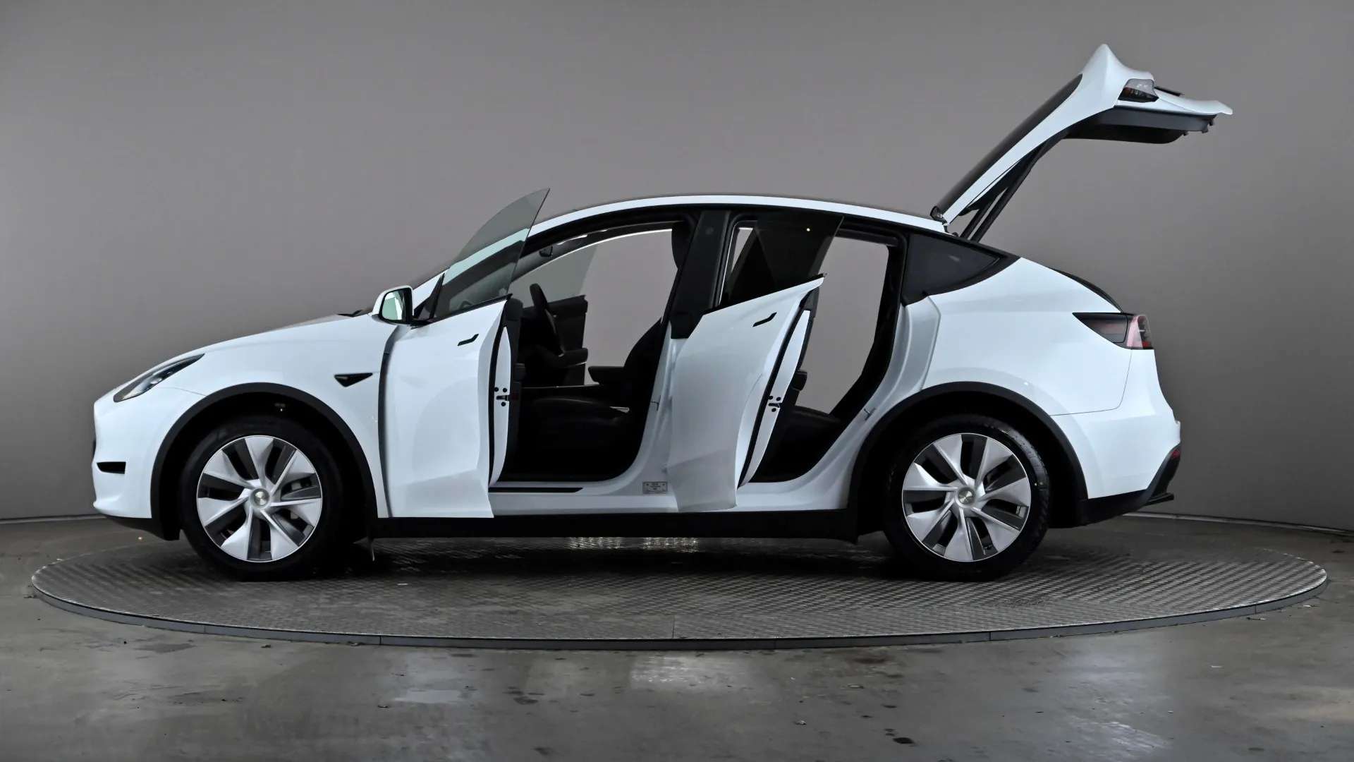 2024 TESLA MODEL Y 2024 TESLA MODEL Y