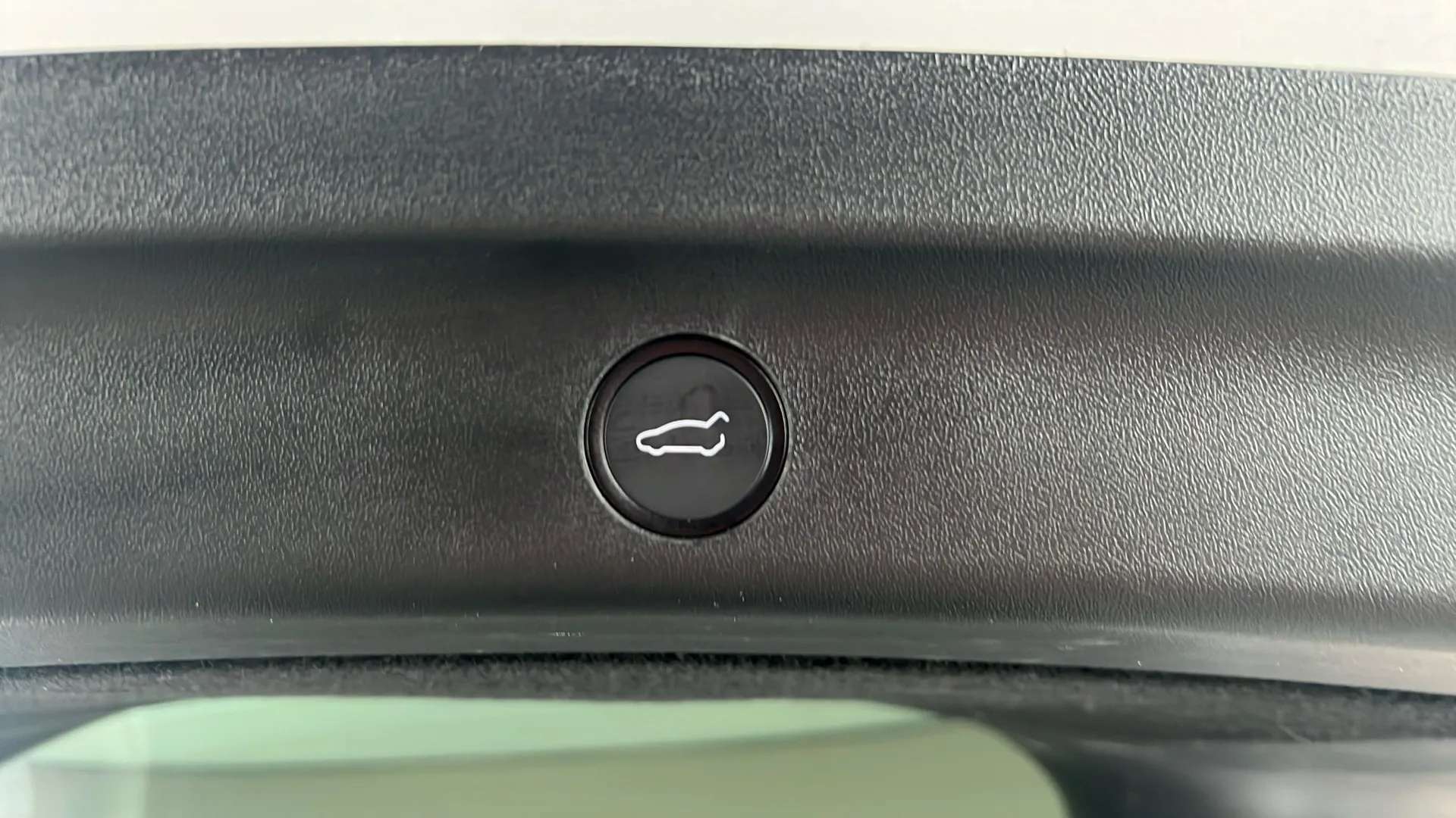 2024 TESLA MODEL Y 2024 TESLA MODEL Y