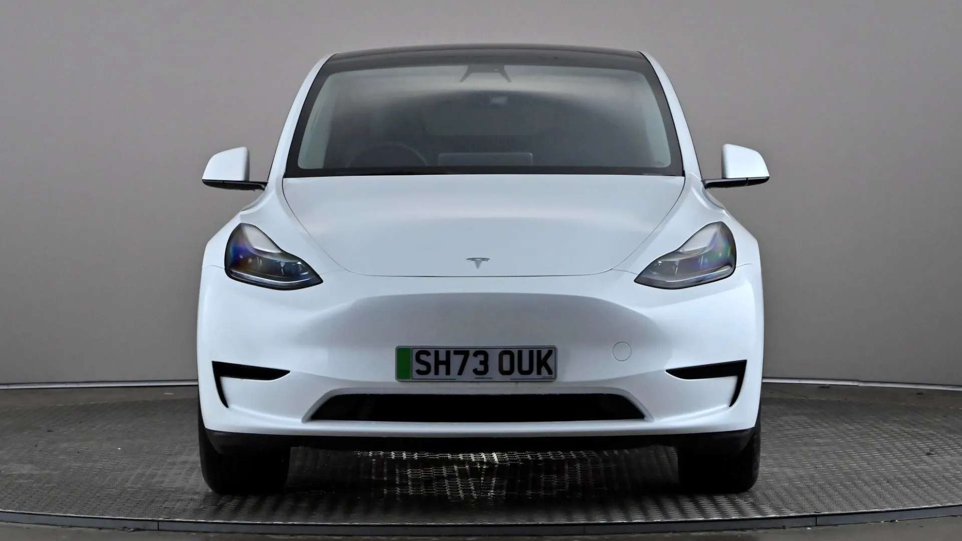 A 2023 TESLA MODEL Y RWD Auto A 2023 TESLA MODEL Y RWD Auto