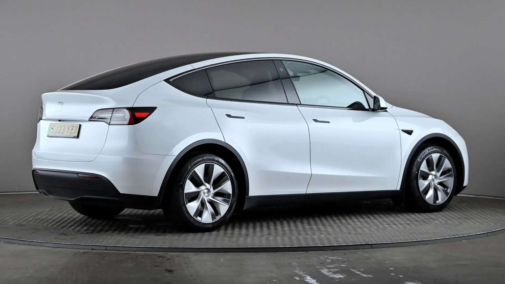 2023 TESLA MODEL Y 2023 TESLA MODEL Y