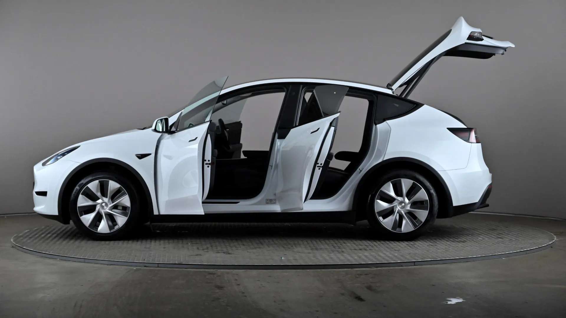 2023 TESLA MODEL Y 2023 TESLA MODEL Y