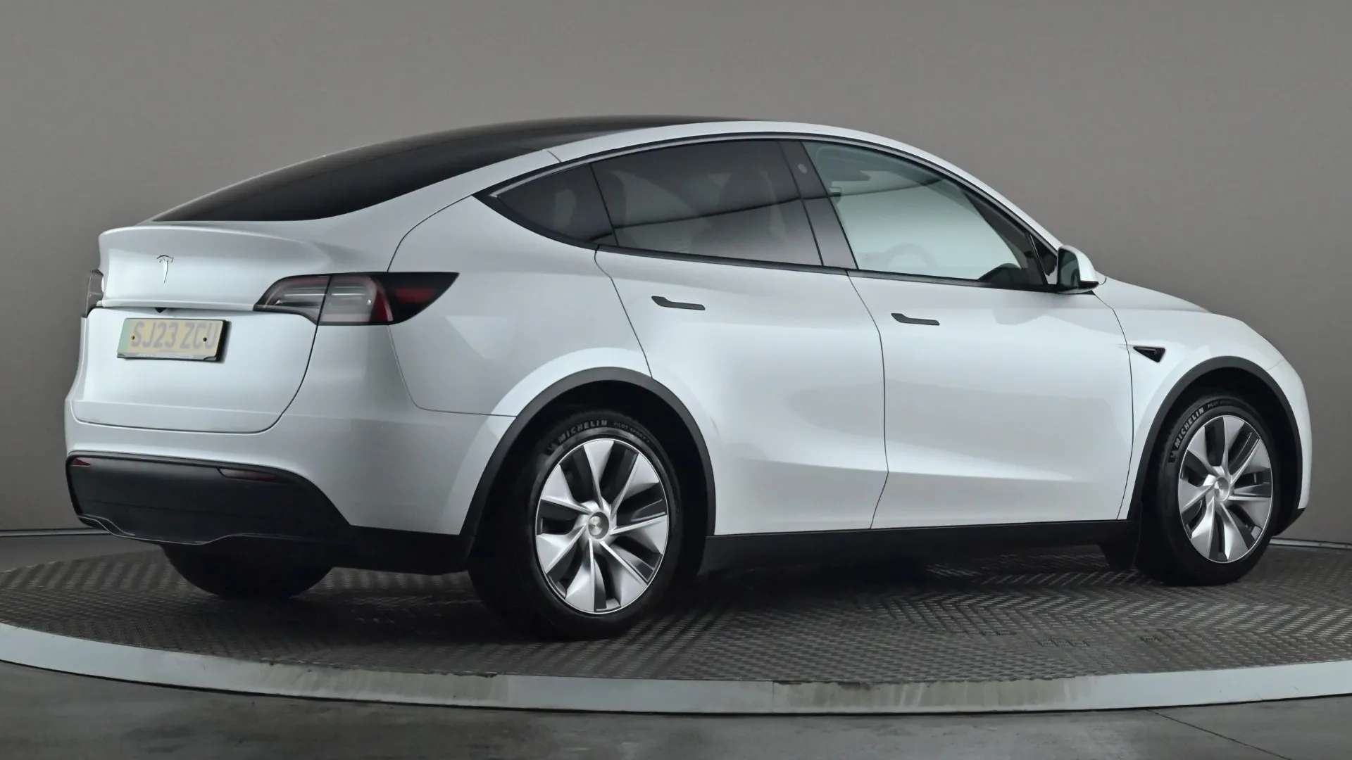 2023 TESLA MODEL Y 2023 TESLA MODEL Y
