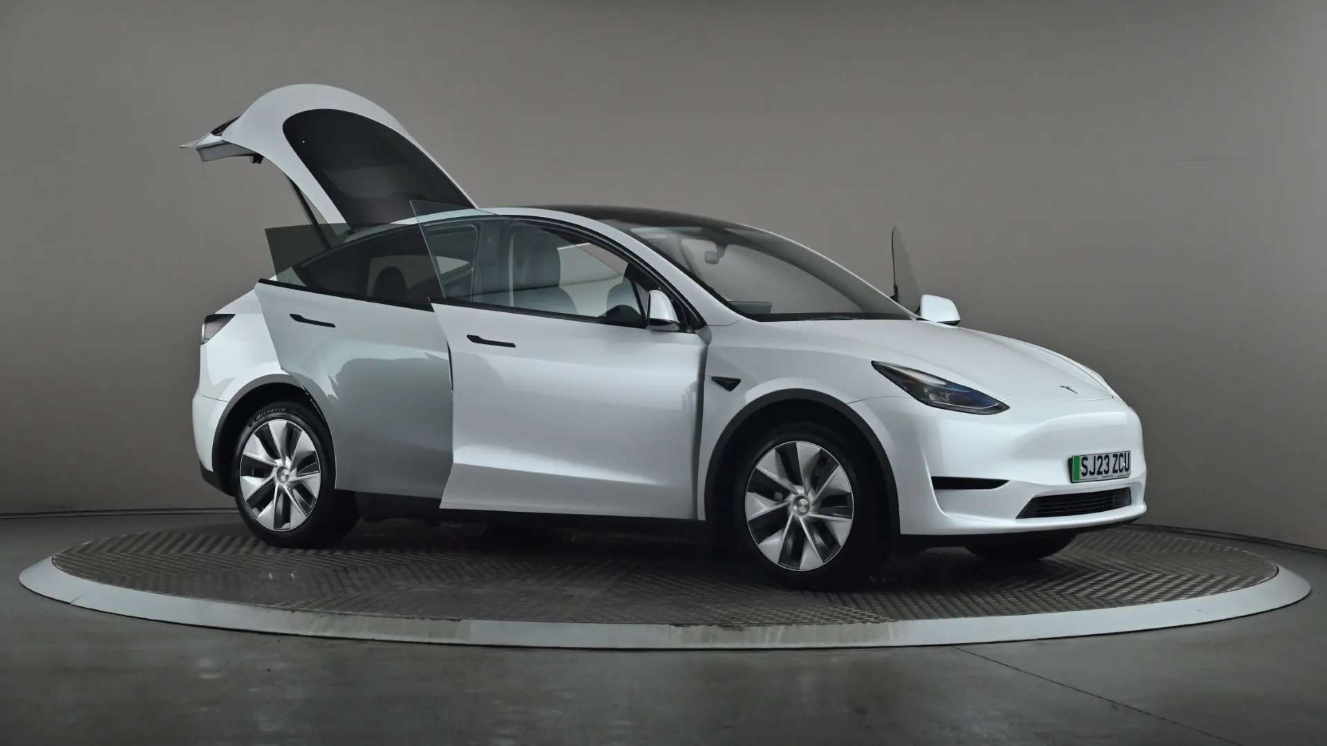 2023 TESLA MODEL Y 2023 TESLA MODEL Y