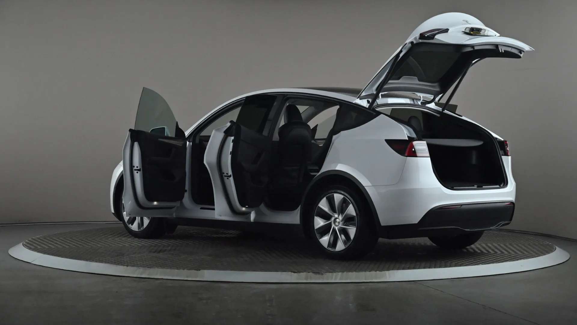 2023 TESLA MODEL Y 2023 TESLA MODEL Y