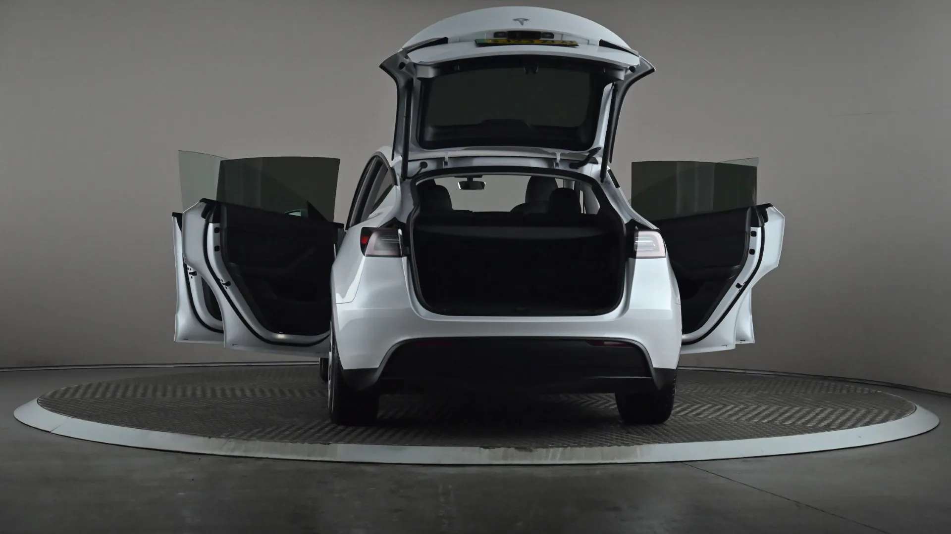 2023 TESLA MODEL Y 2023 TESLA MODEL Y