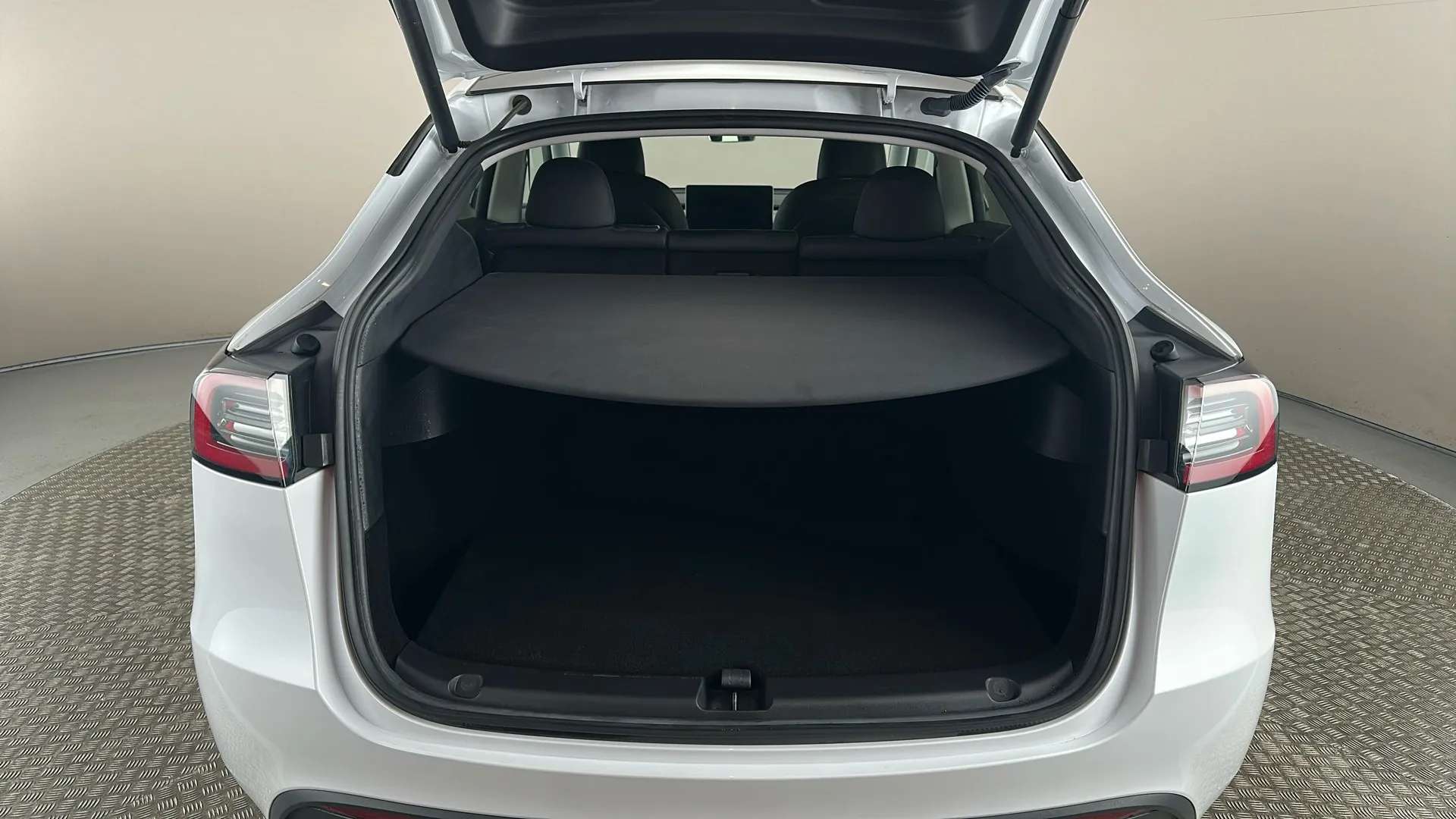 2023 TESLA MODEL Y 2023 TESLA MODEL Y