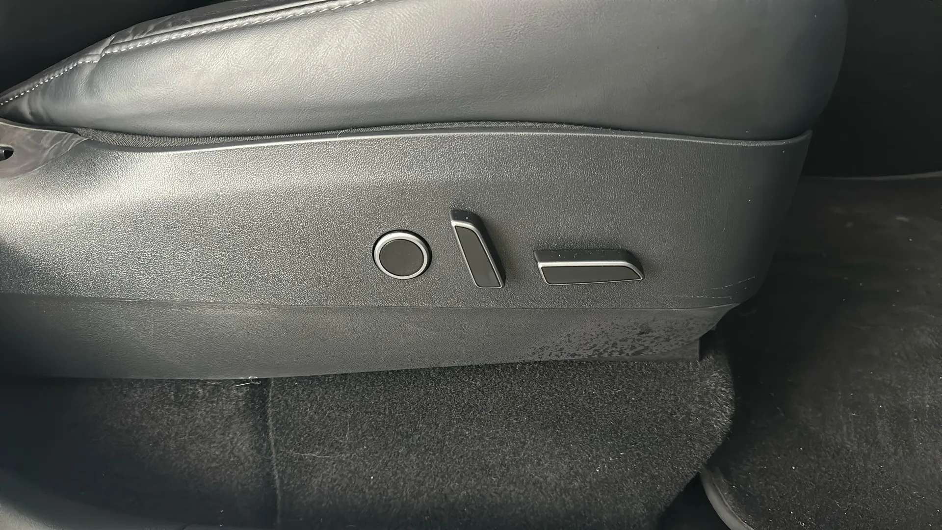 2023 TESLA MODEL Y 2023 TESLA MODEL Y