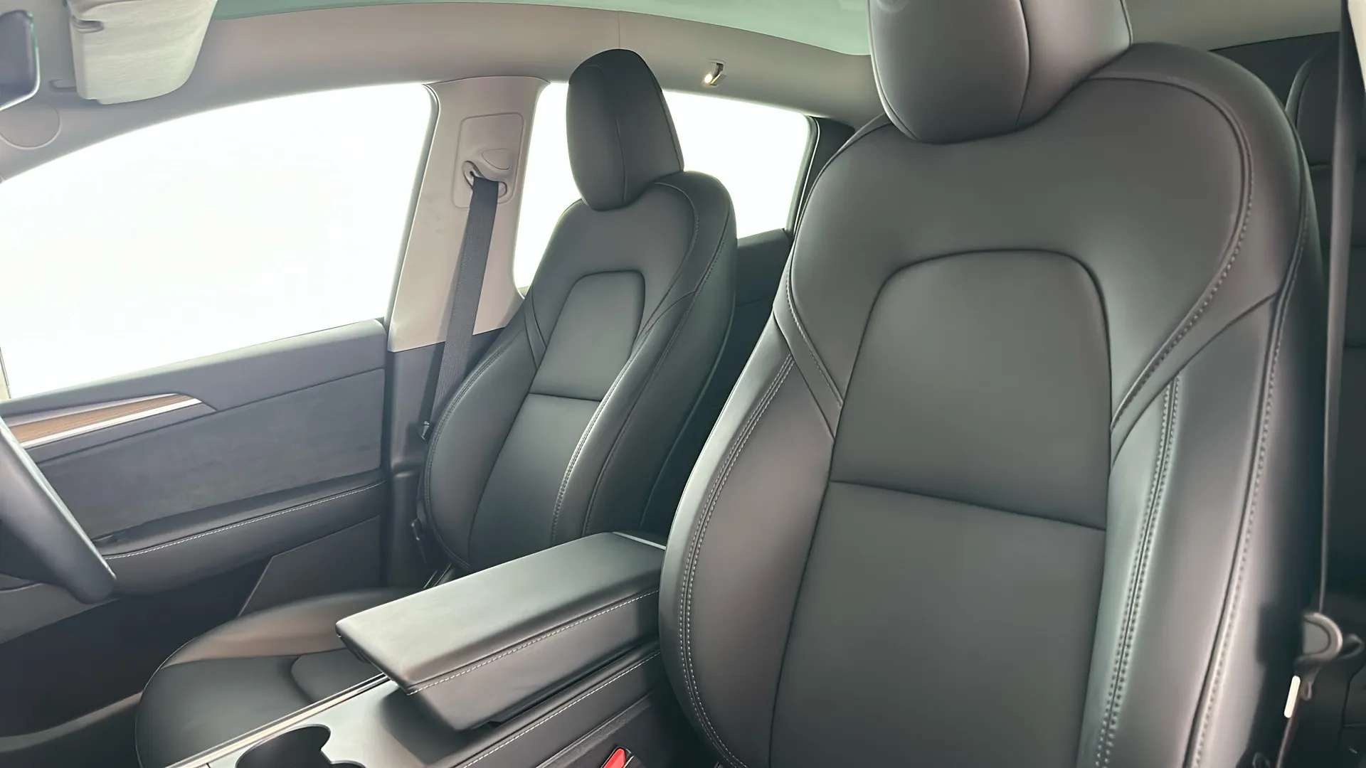 2023 TESLA MODEL Y 2023 TESLA MODEL Y