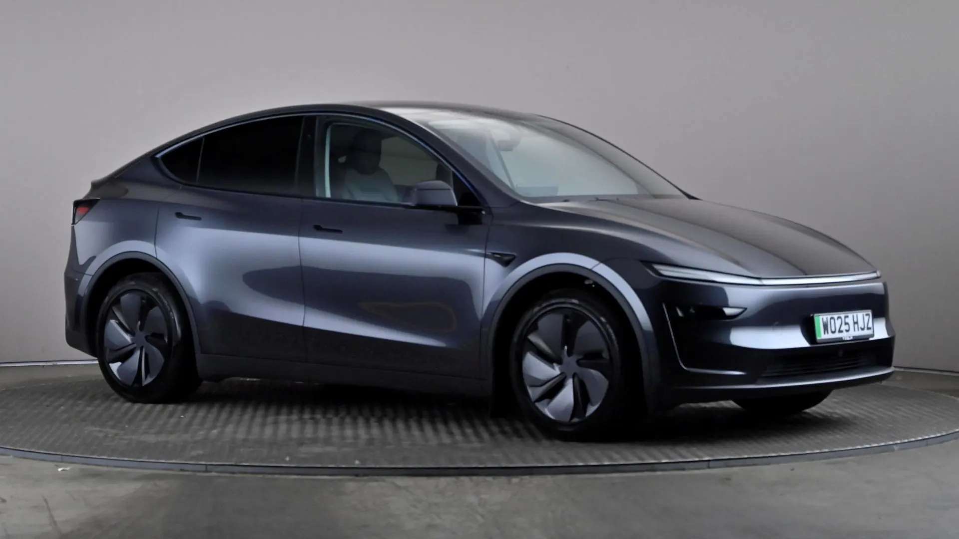 A 2025 TESLA MODEL Y RWD Auto A 2025 TESLA MODEL Y RWD Auto