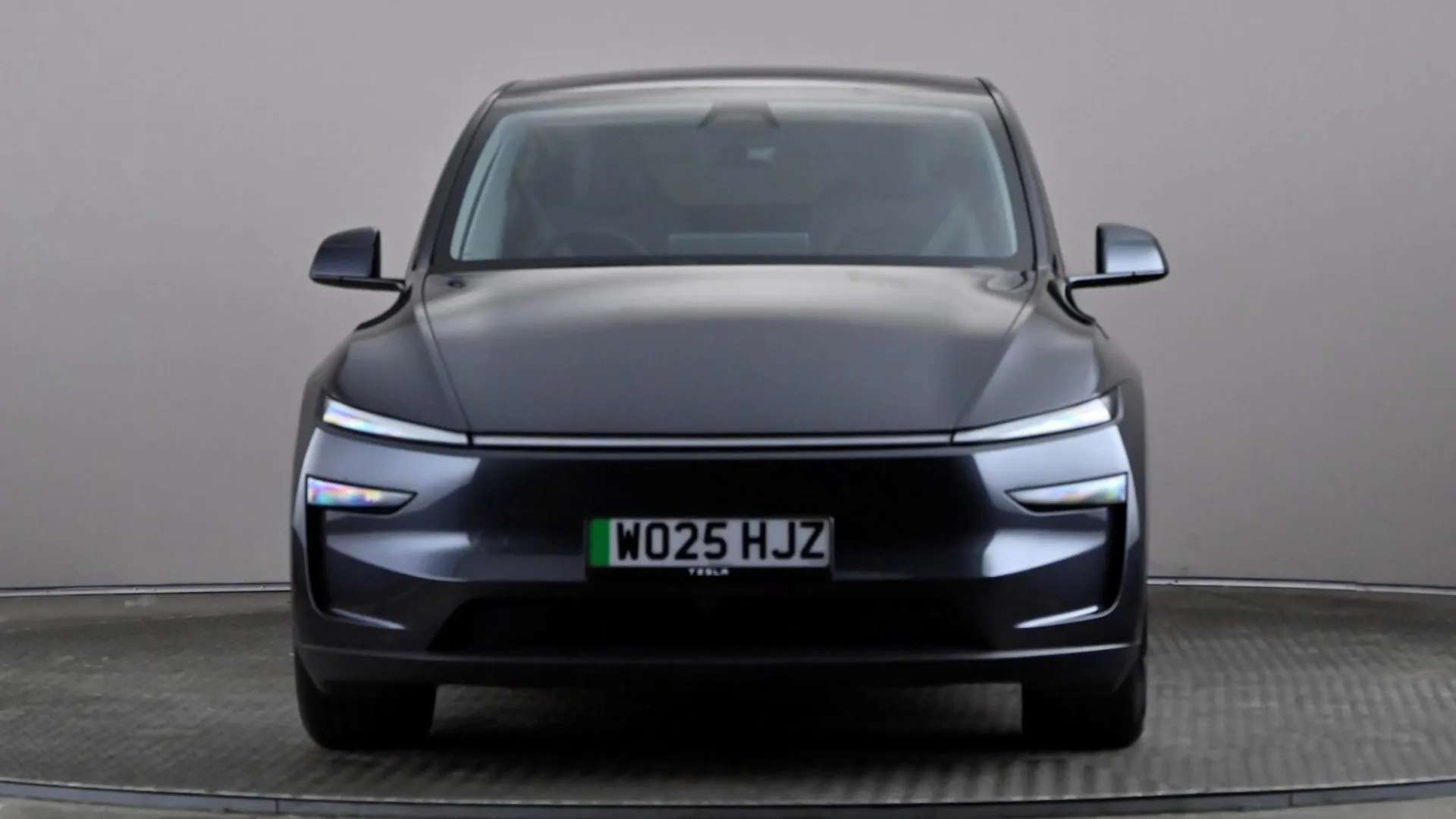 A 2025 TESLA MODEL Y RWD Auto A 2025 TESLA MODEL Y RWD Auto