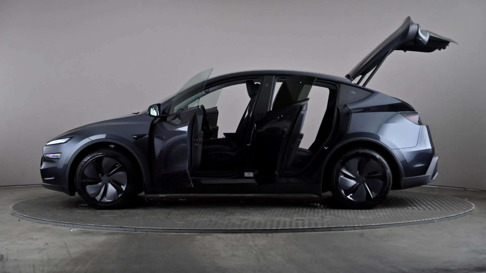 2025 TESLA MODEL Y 2025 TESLA MODEL Y