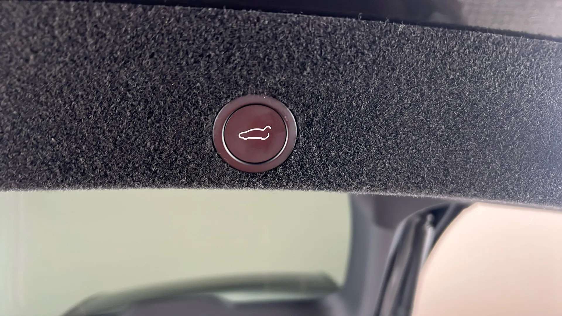 2025 TESLA MODEL Y 2025 TESLA MODEL Y