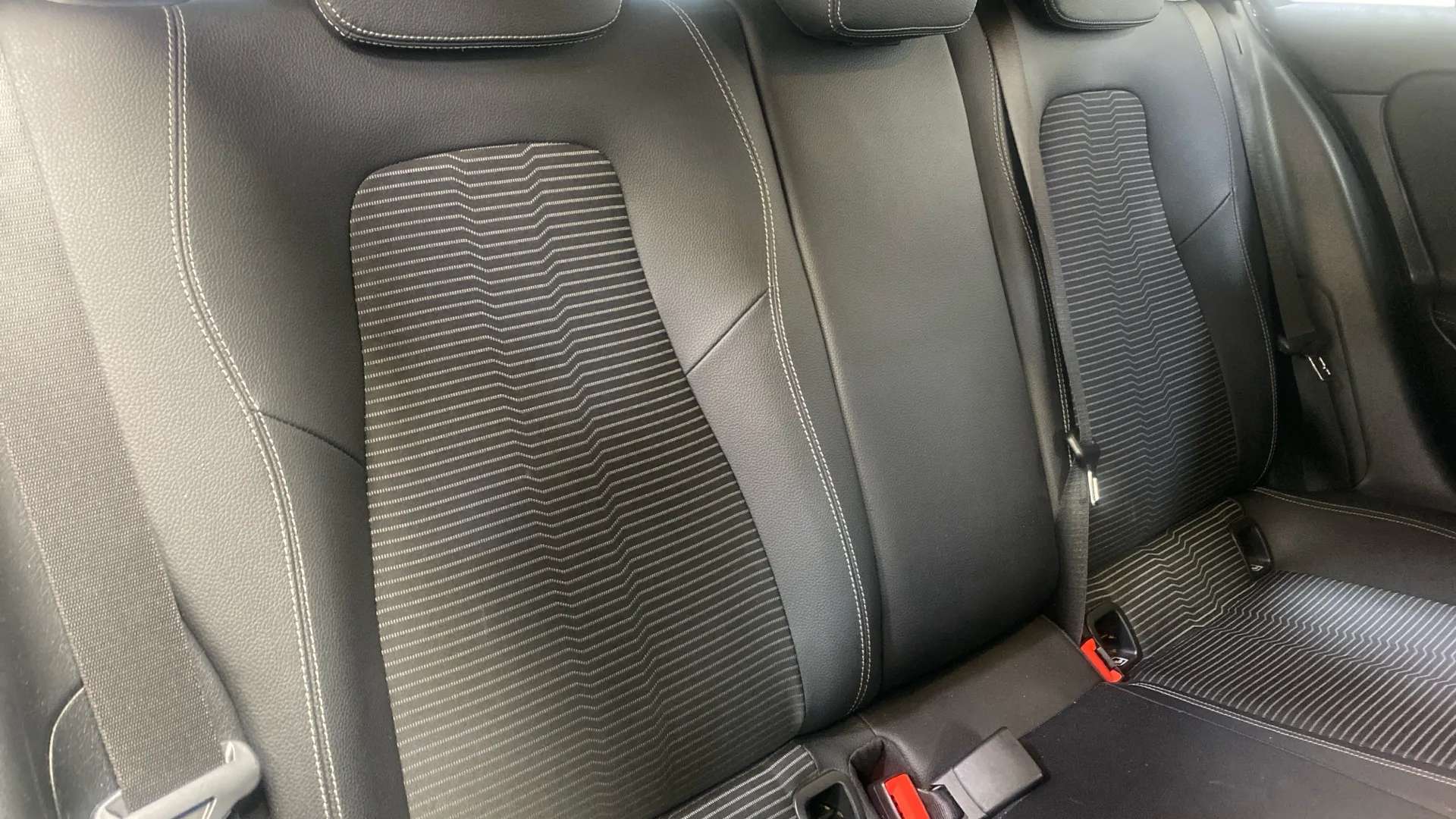 2019 MERCEDES-BENZ A CLASS 2019 MERCEDES-BENZ A CLASS