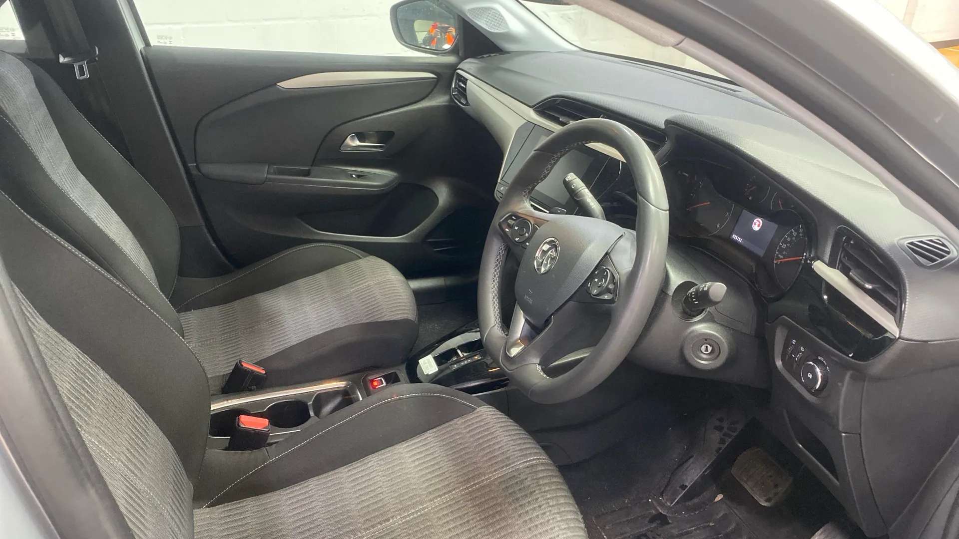 A 2023 VAUXHALL CORSA 1.2 Turbo Design Auto A 2023 VAUXHALL CORSA 1.2 Turbo Design Auto