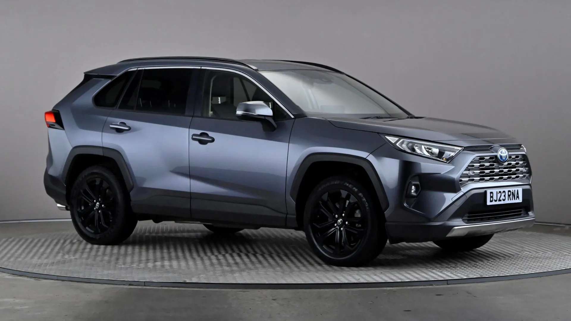 A 2023 TOYOTA RAV4 2.5 VVT-i Hybrid Design CVT 2WD A 2023 TOYOTA RAV4 2.5 VVT-i Hybrid Design CVT 2WD