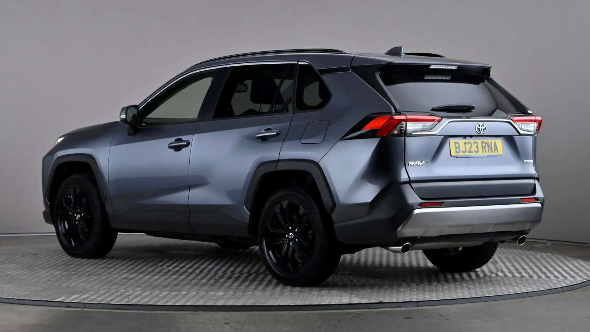 A 2023 TOYOTA RAV4 2.5 VVT-i Hybrid Design CVT 2WD A 2023 TOYOTA RAV4 2.5 VVT-i Hybrid Design CVT 2WD
