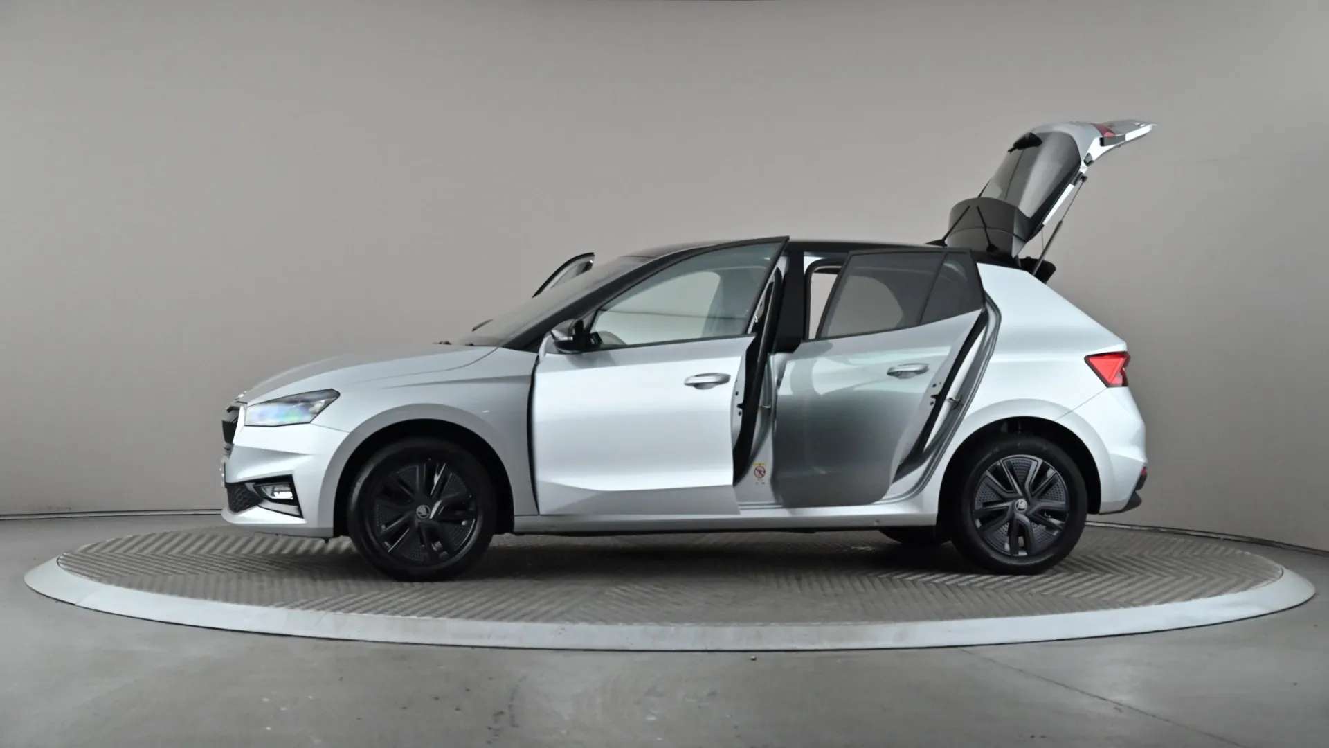 2025 SKODA FABIA 2025 SKODA FABIA