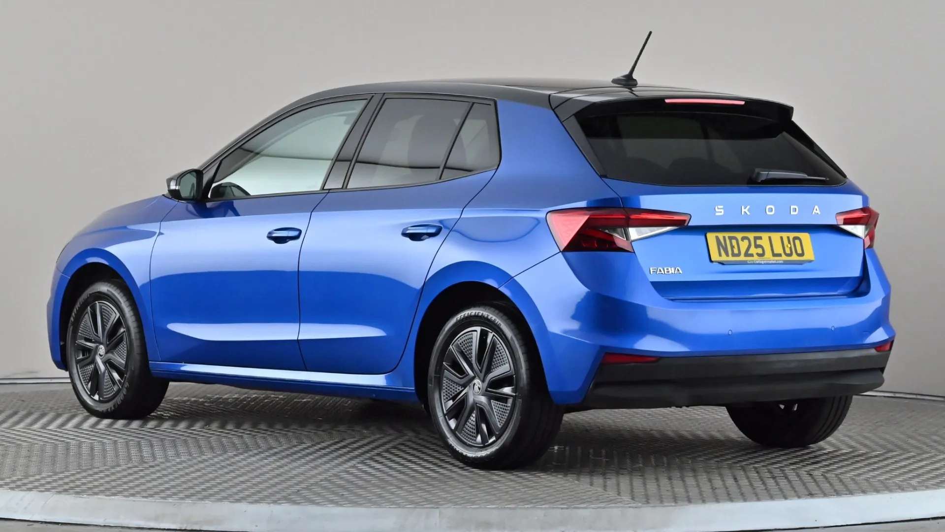 A 2025 SKODA FABIA 1.0 TSI Design Edition A 2025 SKODA FABIA 1.0 TSI Design Edition