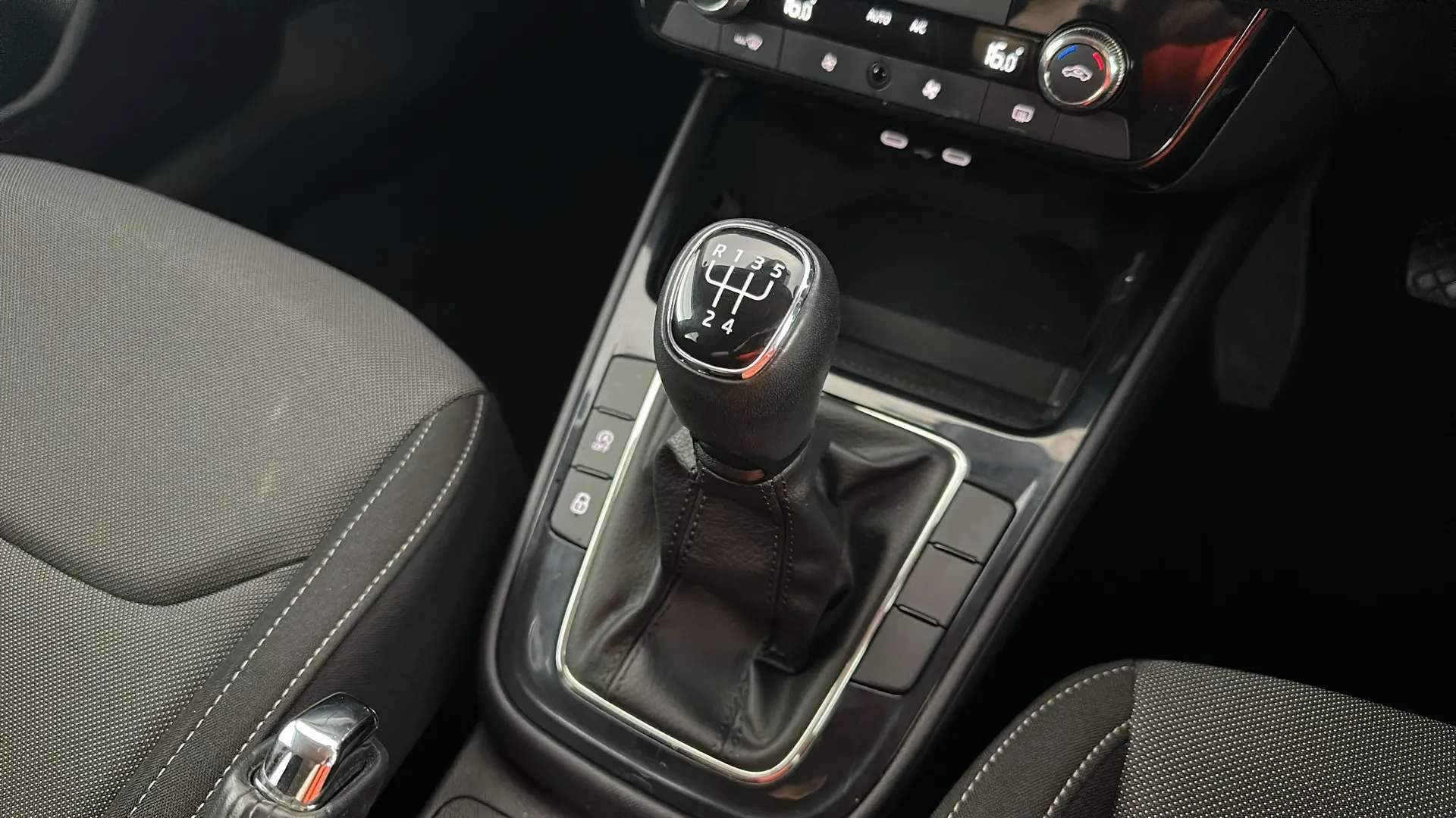 2025 SKODA FABIA 2025 SKODA FABIA
