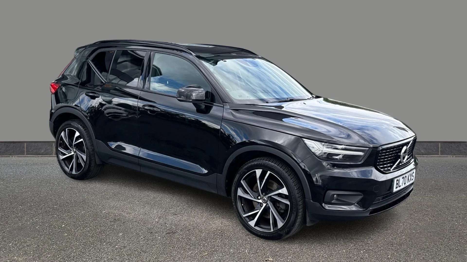 A 2021 VOLVO XC40 1.5 T5 Recharge PHEV R DESIGN Pro Auto A 2021 VOLVO XC40 1.5 T5 Recharge PHEV R DESIGN Pro Auto