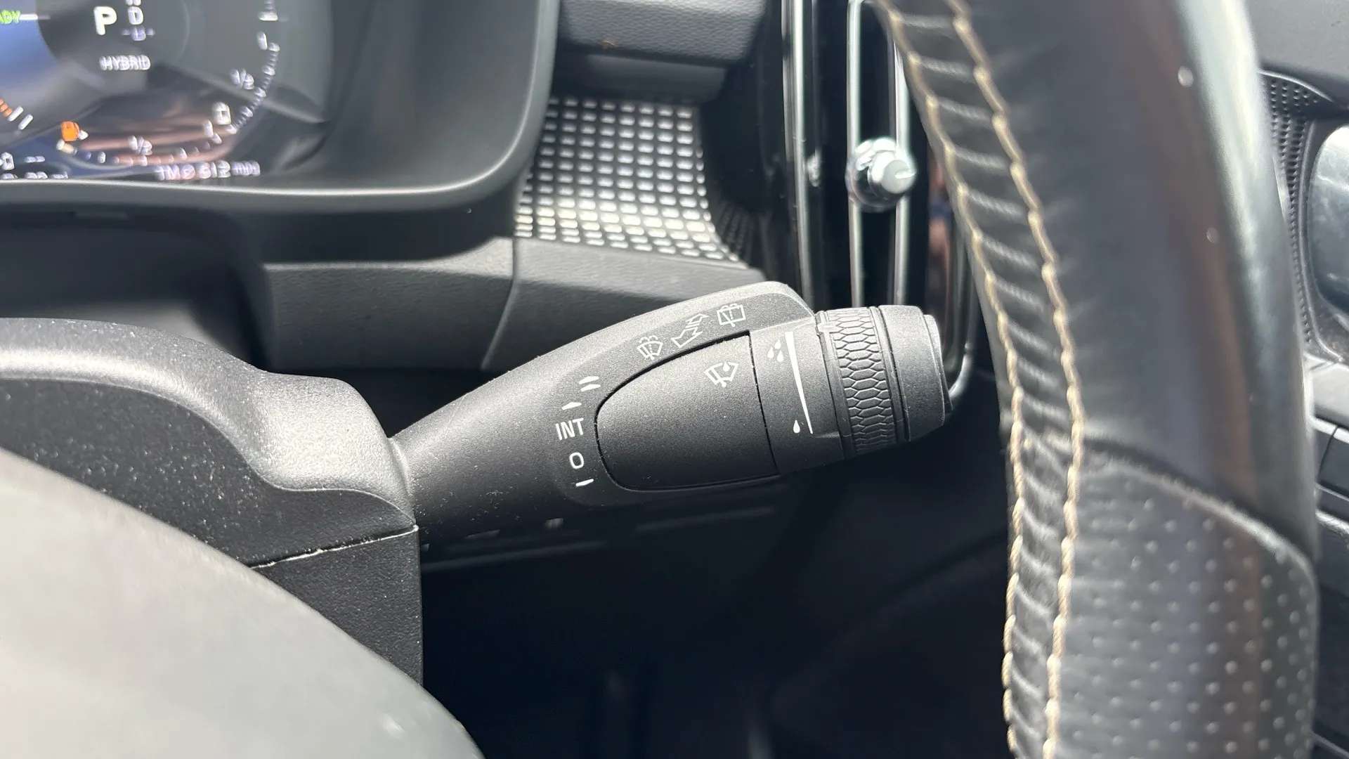 2021 VOLVO XC40 2021 VOLVO XC40