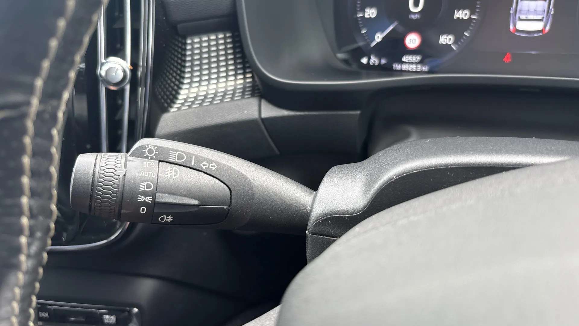 2021 VOLVO XC40 2021 VOLVO XC40