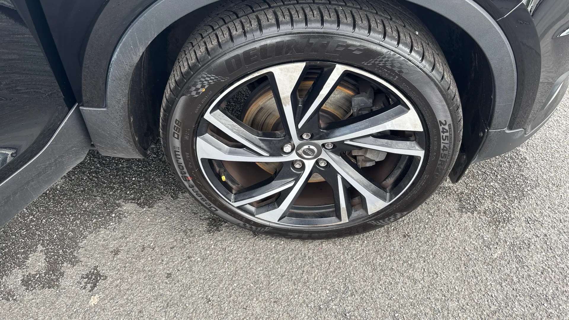 2021 VOLVO XC40 2021 VOLVO XC40