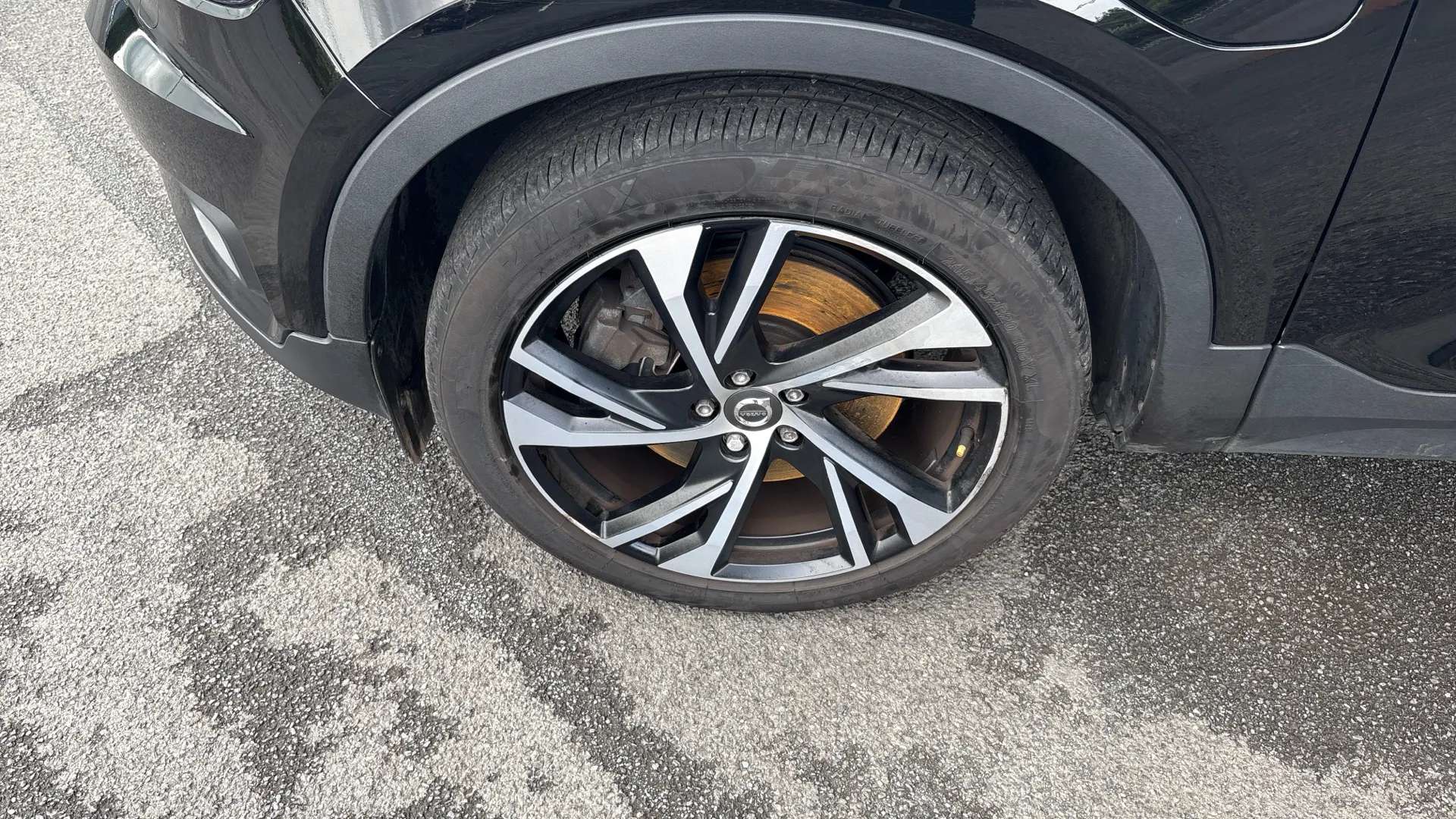 2021 VOLVO XC40 2021 VOLVO XC40