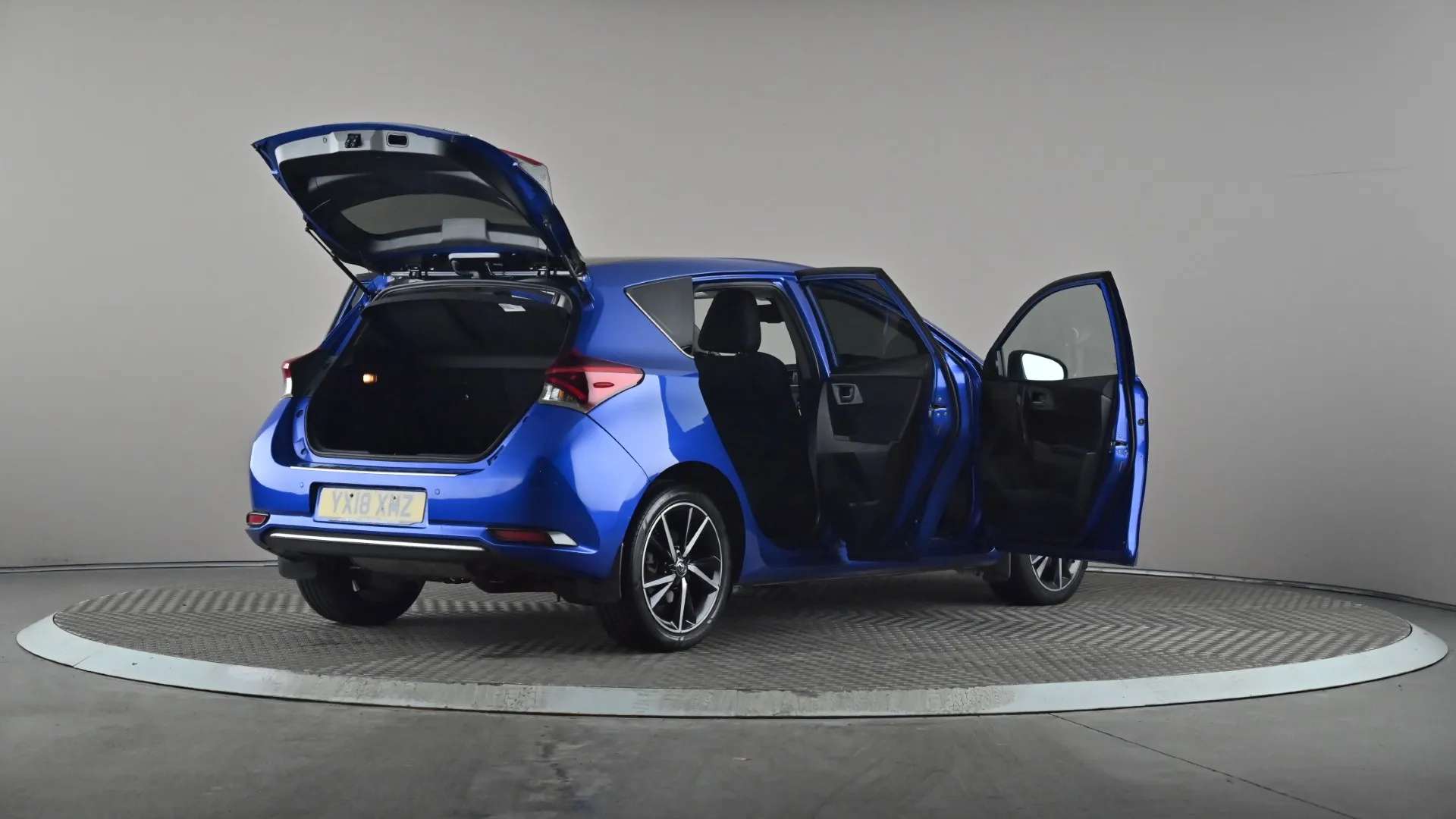 2018 TOYOTA AURIS 2018 TOYOTA AURIS