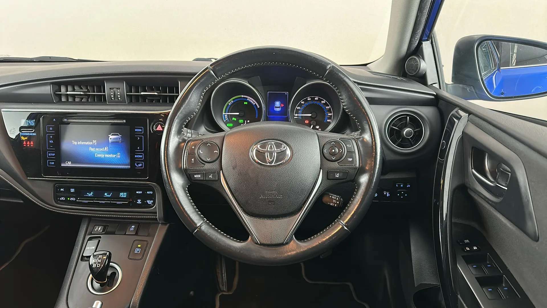 2018 TOYOTA AURIS 2018 TOYOTA AURIS